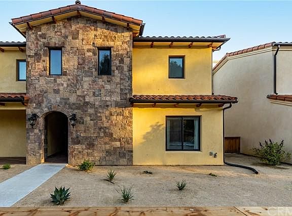 5th image of 2875 Avila Beach Dr Unit 1