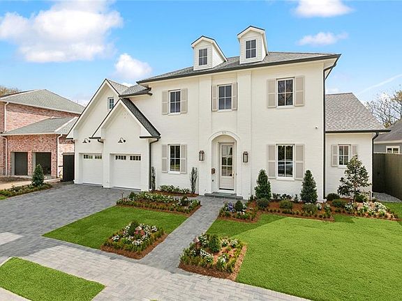 3rd image of 50 Beverly Garden Dr