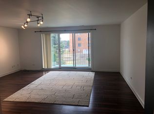 1727 W Crystal Ln UNIT 202, Mount Prospect, IL 60056