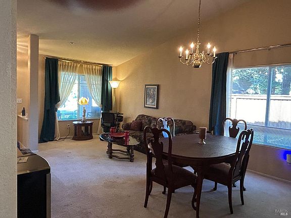 5th image of 1610 Copley Court