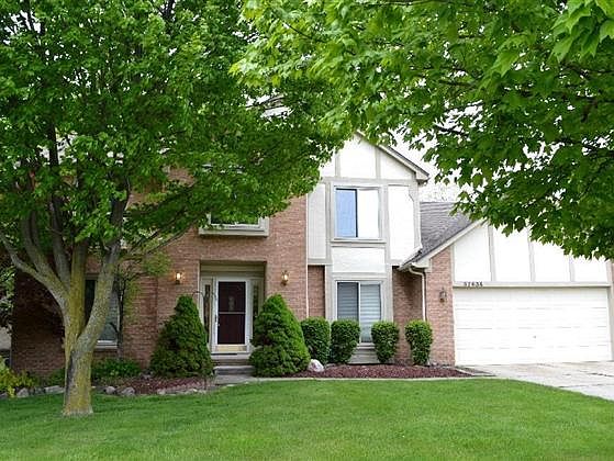 1st image of 37634 Glengrove Dr