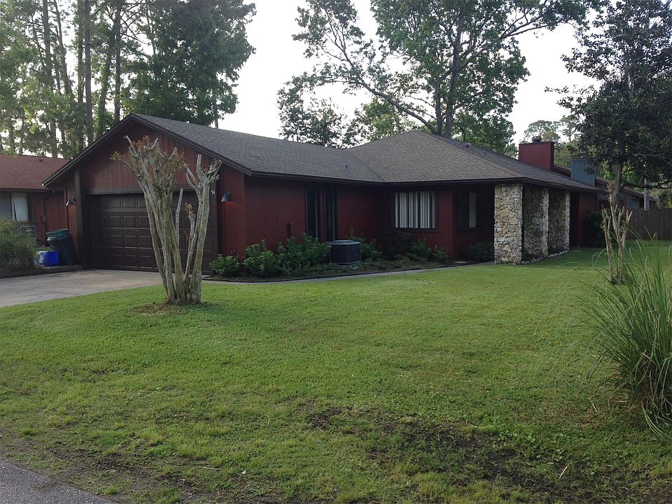 1st image of 54 Crestwood Ct