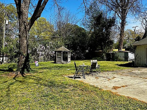 5th image of 4819 Elder Ave