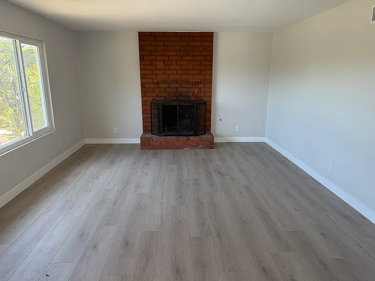 2711 N Berkeley St — Photo 4