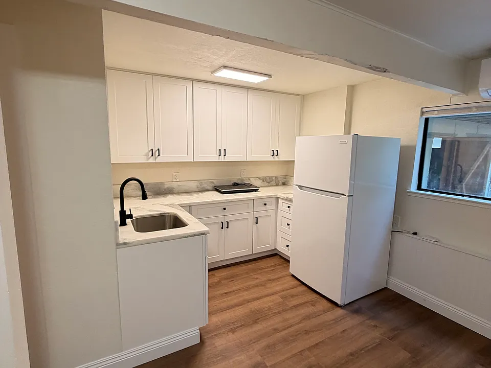 2926 Piazza Ct #2