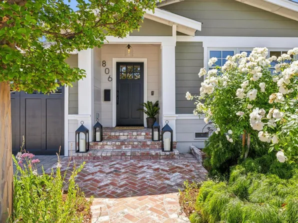 806 Fiesta Dr, San Mateo, CA 94403