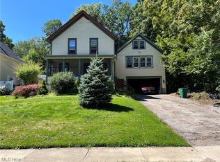 242 E King St, Chardon, OH 44024