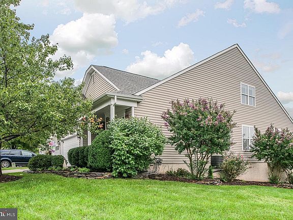 2nd image of 9 Goose Creek Cir