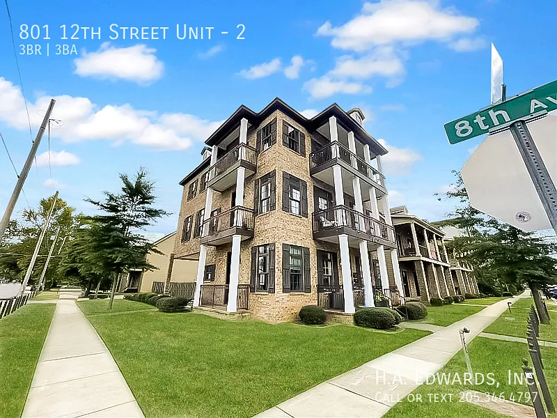 801 12th St #2