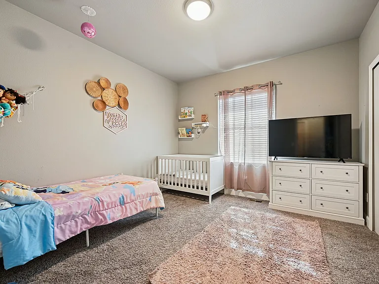 1140 E Dove Creek Dr — Photo 19