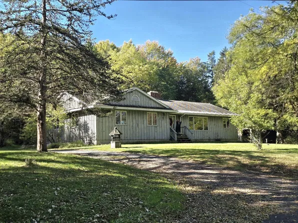 341 White Mills Rd, Chatham, NY 12037