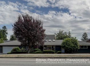 706 199th St SW, Lynnwood, WA 98036