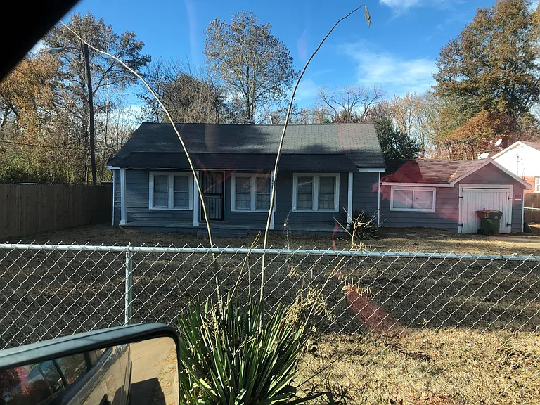 7895 Sallie Ave — Photo 1