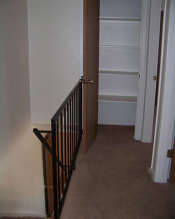 Hall & Linen Closet