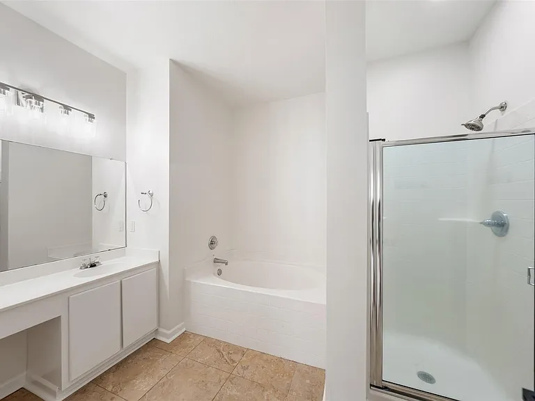923 Shirefield Ln — Photo 24