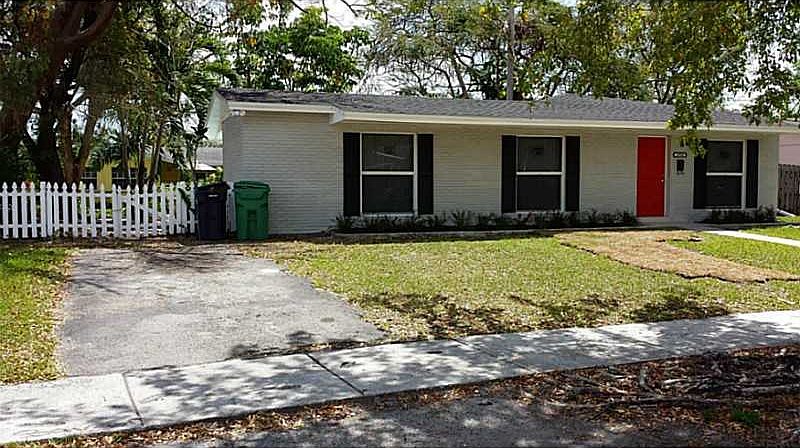 1st image of 19765 SW 101st Ave