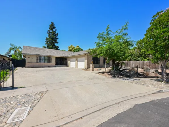 1911 W Simpson Ave, Fresno, CA 93705
