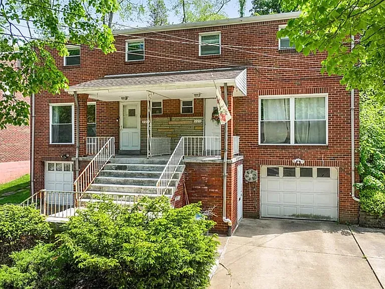 220 Mount Lebanon Blvd — Photo 1