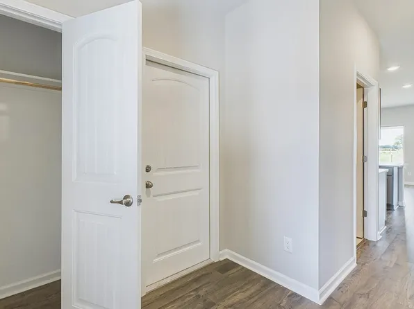 307 White Pine Dr, Lafayette, LA 70501