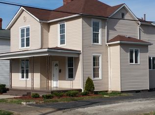 415 N 6th St, Ironton, OH 45638