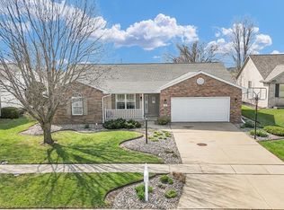 609 Pheasant Run Rd, Tuscola, IL