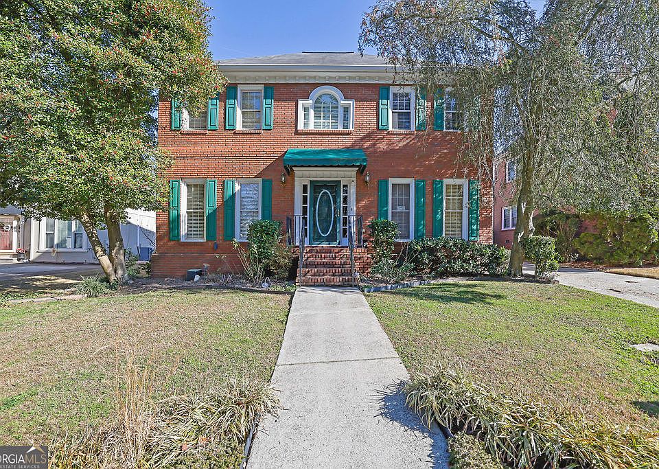 1st image of 2492 Summeroak Dr