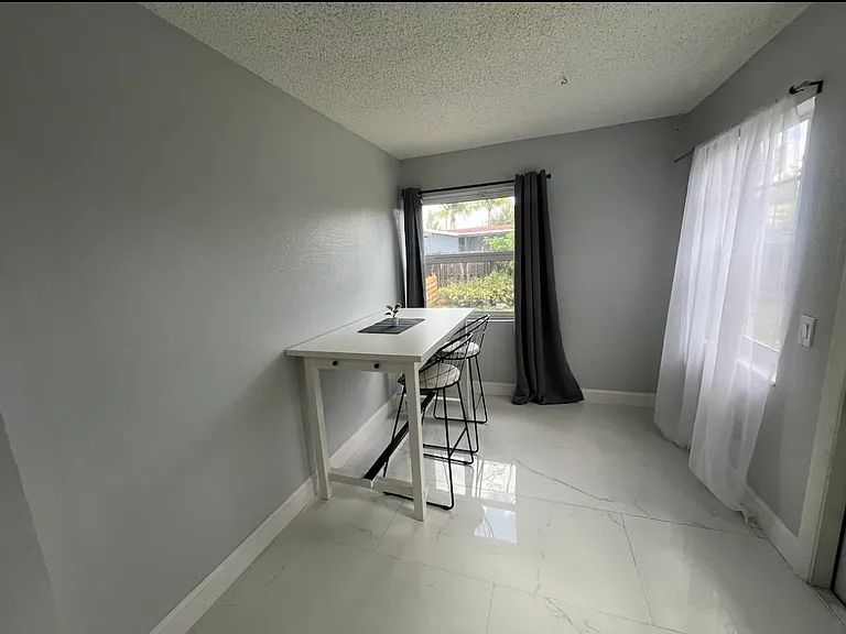 9162 NW 26th Pl — Photo 15