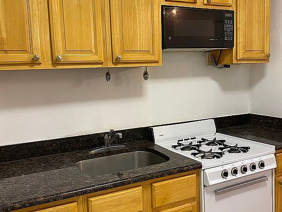 4th image of 41-50 78th St APT 504