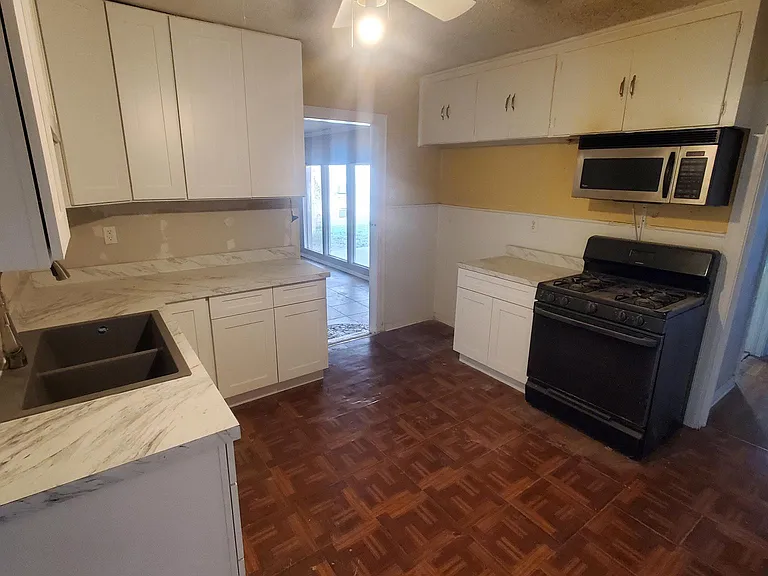 114 Pardo Cir — Photo 5