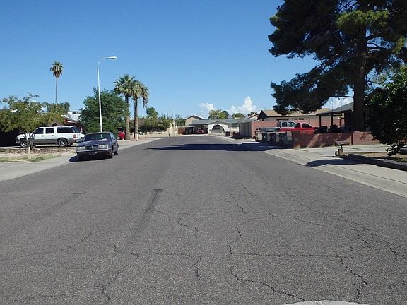 4th image of 6815 W Luke Ave
