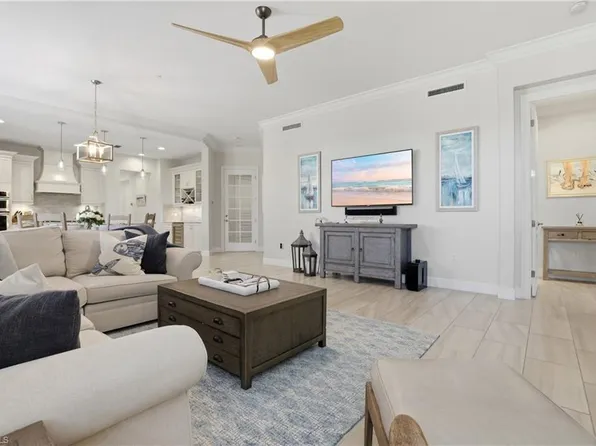16378 Viansa WAY #202, NAPLES, FL 34110