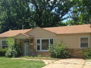 9761 Lorna Ln, Saint Louis, MO 63136