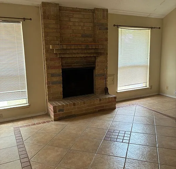 6702 Secession Ln — Photo 10