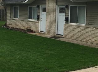 440 Gardner St, Northville, MI 48167