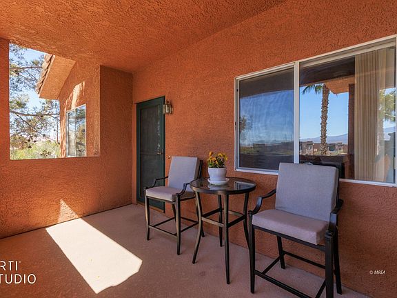 4th image of 518 Turtleback Rd #D