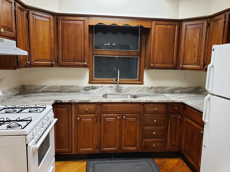1st image of 8212 14th Ave Floor 1