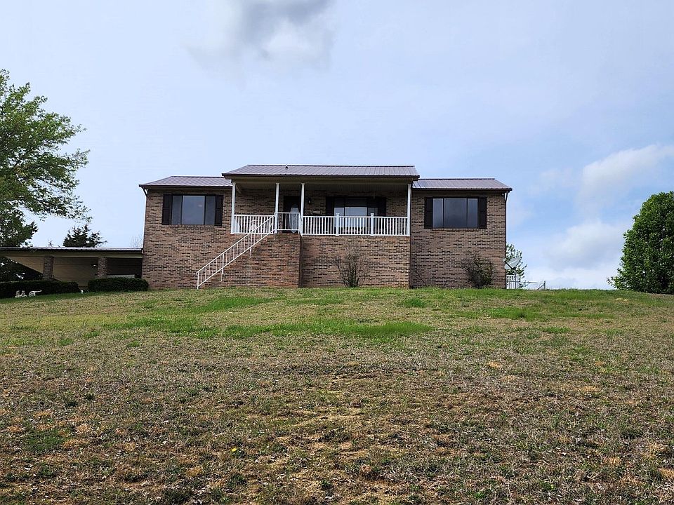 1st image of 925 Crest Ct