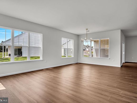 7th image of this home