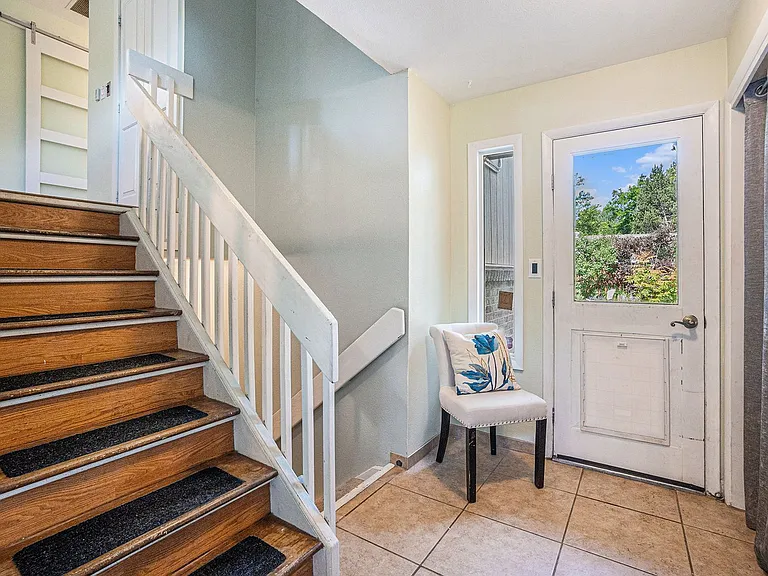 2901 Stover St — Photo 10