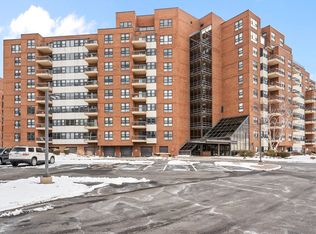 1 Seal Harbor Rd APT 104, Winthrop, MA 02152