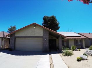1364 Pepper Tree Dr, Hemet, CA 92545