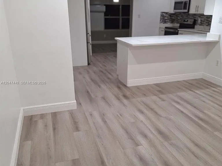6328 SW 20th St — Photo 5