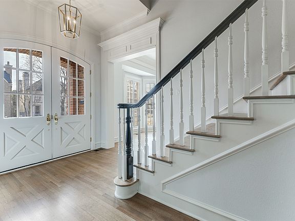 3rd image of 3632 Purdue St