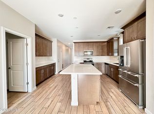 8619 N 169th Dr, Waddell, AZ 85355