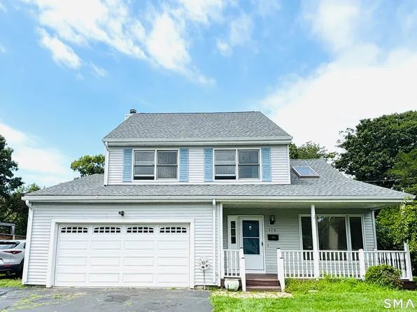 175 Meadows End Rd, Milford, CT 06460