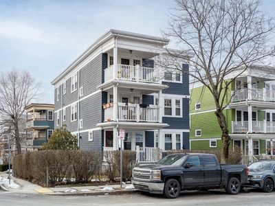 159 Forest Hills St #1, Jamaica Plain, MA, 02130