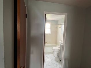 373-375 Macassar Dr, Pittsburgh, PA 15236