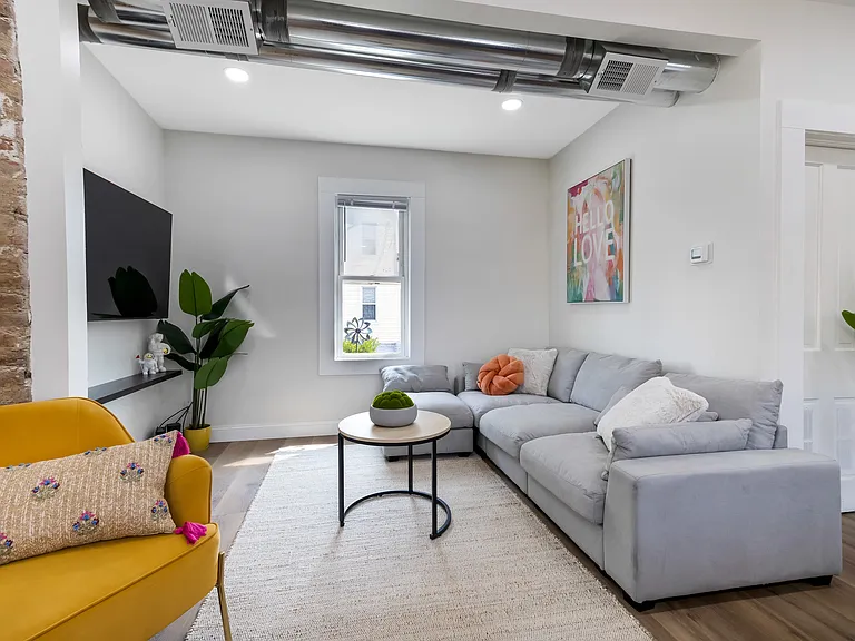 1145 Rowley Ave #1 — Photo 11