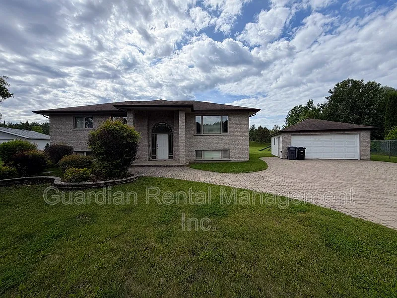 Mount Forest Estates — Photo 3
