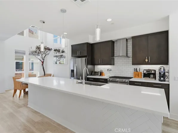 1660 Topanga, Costa Mesa, CA
